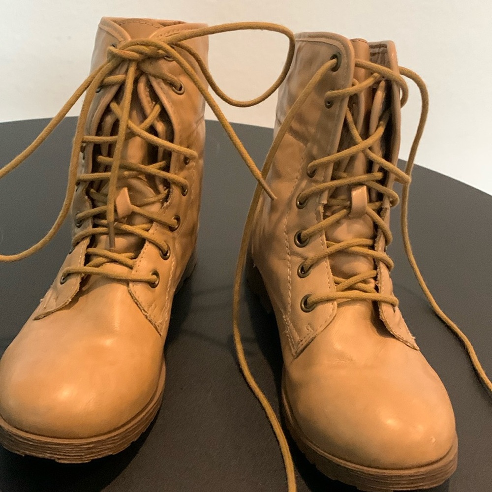 Rock and Candy tan leather look. Ankle boots. Size 7 very good condition.
